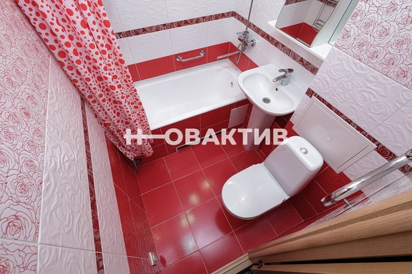 
   Продам 2-комнатную, 46 м², Жуковского ул, 121

. Фото 15.