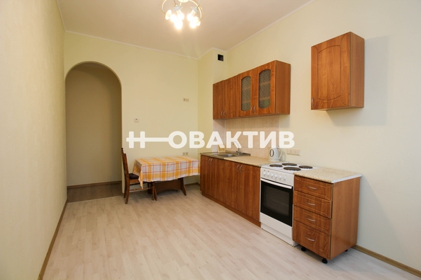 
   Продам 1-комнатную, 56 м², Галущака ул, 1

. Фото 10.