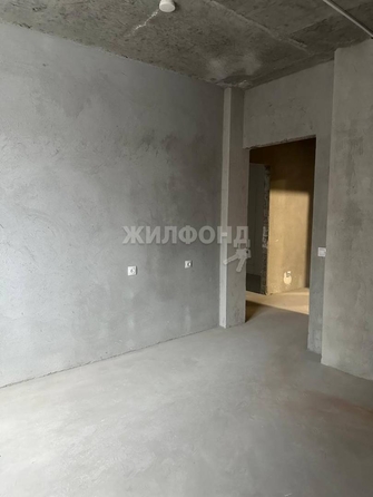 
   Продам 1-комнатную, 42.98 м², Закаменский мкр, 13

. Фото 5.