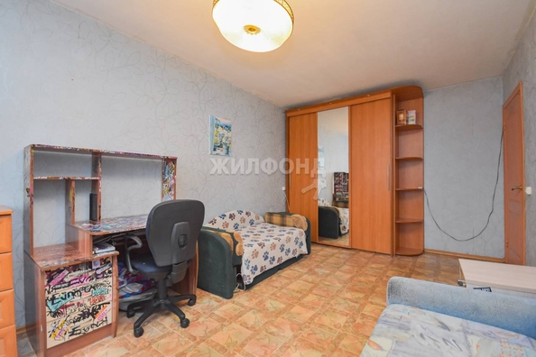 
   Продам 1-комнатную, 30.1 м², Челюскинцев ул, 22

. Фото 21.