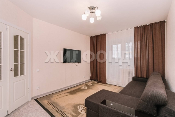 
   Продам 2-комнатную, 66.2 м², 2-й (4 мкр.) кв-л, 232

. Фото 16.