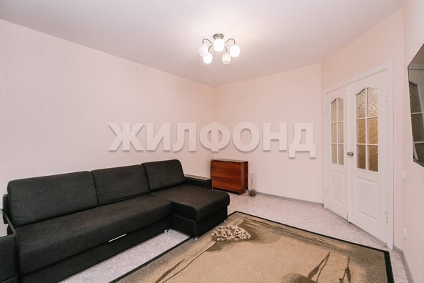 
   Продам 2-комнатную, 66.2 м², 2-й (4 мкр.) кв-л, 232

. Фото 19.