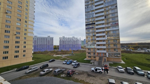 
   Продам 1-комнатную, 39.9 м², Николая Сотникова ул, 11/1

. Фото 7.