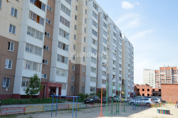 
   Продам 1-комнатную, 27.6 м², Волховская ул, 33а

. Фото 9.