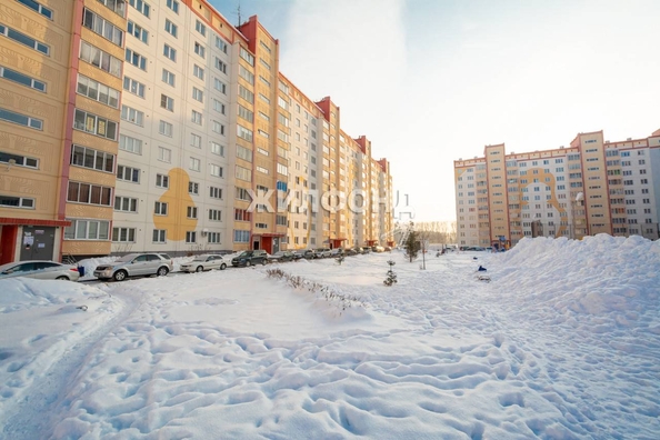 
   Продам 2-комнатную, 56.5 м², Петухова ул, 97

. Фото 15.