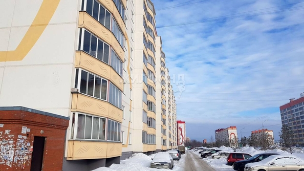 
   Продам 2-комнатную, 56.5 м², Петухова ул, 97

. Фото 22.