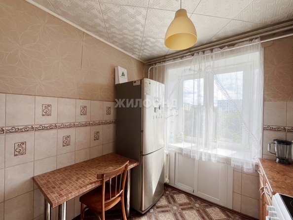 
   Продам 1-комнатную, 30.3 м², Забалуева ул, 11

. Фото 2.