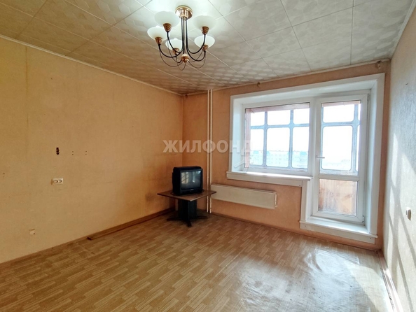 
   Продам 2-комнатную, 47.6 м², Кирова ул, 108

. Фото 3.