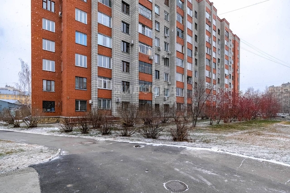 
   Продам 2-комнатную, 81.3 м², Дуси Ковальчук ул, 185/1

. Фото 23.