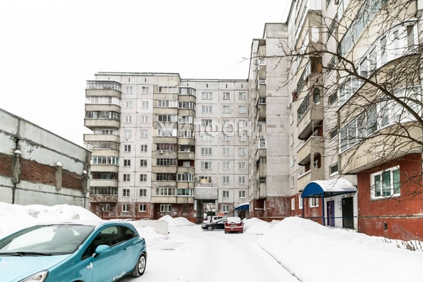 
   Продам 3-комнатную, 62 м², Есенина ул, 8/1

. Фото 21.