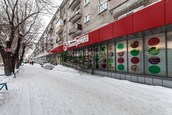 
   Продам 3-комнатную, 56.1 м², Никитина ул, 15

. Фото 3.