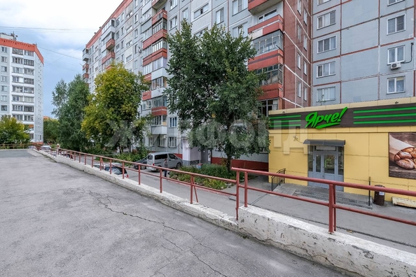 
   Продам комнату, 12.7 м², Комсомольская ул, 4

. Фото 2.