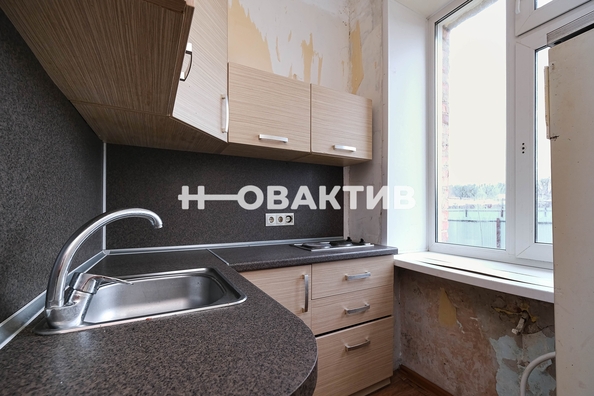 
   Продам 3-комнатную, 38.4 м², Звездная ул, 26

. Фото 2.