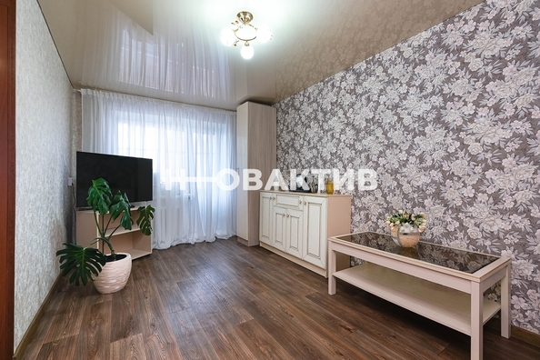 
   Продам 1-комнатную, 29.4 м², Гоголя ул, 225/2

. Фото 3.