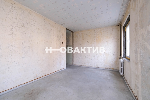 
   Продам 2-комнатную, 42.8 м², Есенина ул, 49

. Фото 7.