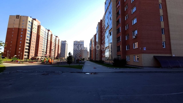 
   Продам 3-комнатную, 72 м², Кубовая ул, 53

. Фото 22.