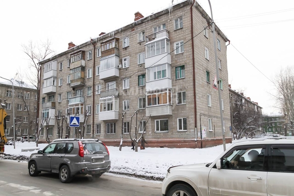 
   Продам 1-комнатную, 31.5 м², Плахотного ул, 7

. Фото 6.