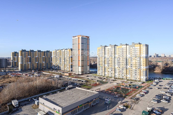 
   Продам 2-комнатную, 41.3 м², Междуреченская ул, 3

. Фото 7.