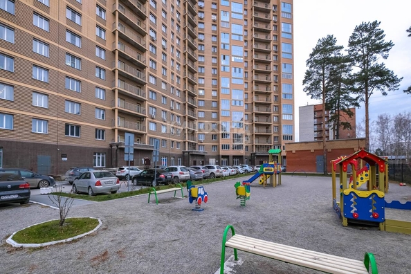 
   Продам 2-комнатную, 63.3 м², Залесского ул, 8/1

. Фото 34.