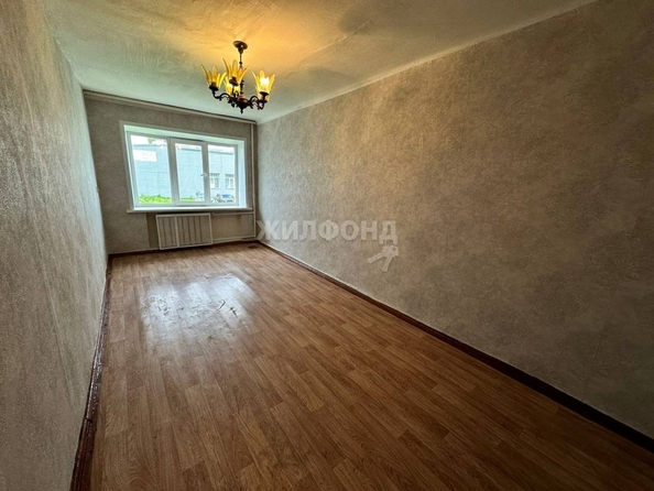 
   Продам секционку, 20 м², Ползунова ул, 5а

. Фото 4.