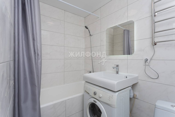 
   Продам 2-комнатную, 45.7 м², Державина ул, 42

. Фото 11.