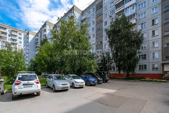 
   Продам 3-комнатную, 60.8 м², Кропоткина ул, 136

. Фото 39.