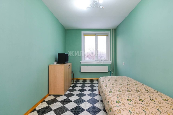 
   Продам 3-комнатную, 57.6 м², Водозабор ул, 8

. Фото 16.