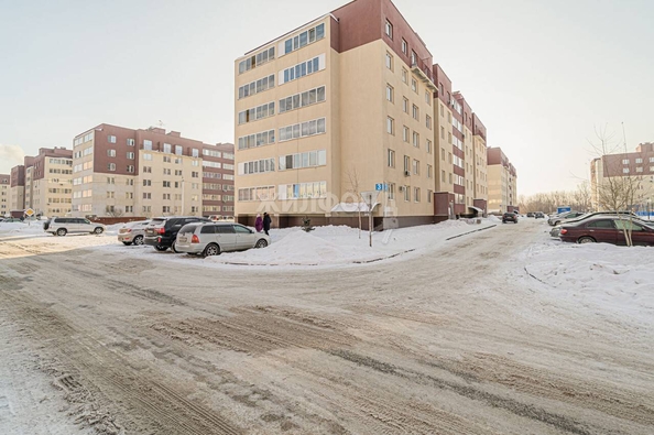 
   Продам 1-комнатную, 43 м², Романтиков ул, 3

. Фото 14.