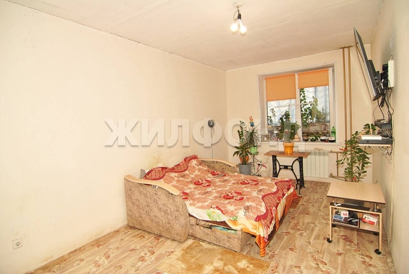 
   Продам 1-комнатную, 43 м², Романтиков ул, 3

. Фото 8.