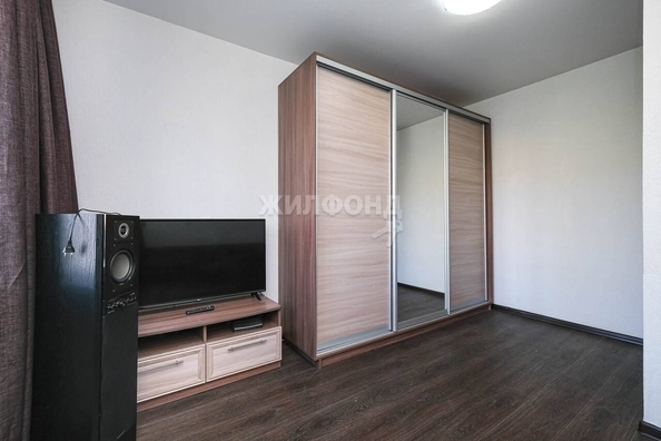 
   Продам 1-комнатную, 20.9 м², Доватора ул, 19/2

. Фото 11.