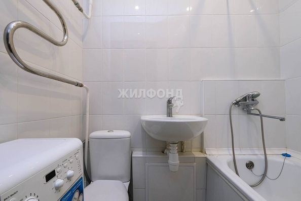 
   Продам 1-комнатную, 20.9 м², Доватора ул, 19/2

. Фото 13.