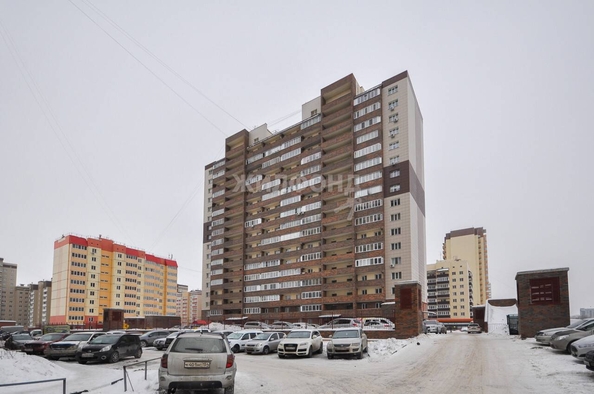 
   Продам 1-комнатную, 36.1 м², Петухова ул, 14

. Фото 20.