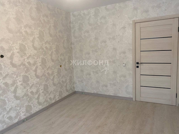 
   Продам 2-комнатную, 44.2 м², Блюхера ул, 8

. Фото 6.