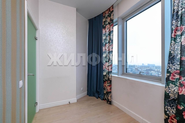 
   Продам 1-комнатную, 43.8 м², Лескова ул, 21

. Фото 12.