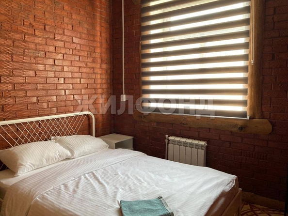 
   Продам дом, 201.5 м², Новосибирск

. Фото 14.