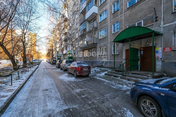 
   Продам 3-комнатную, 60.1 м², Бориса Богаткова ул, 177

. Фото 2.