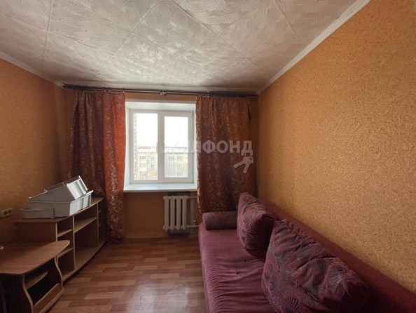 
   Продам секционку, 12.1 м², Забалуева ул, 74

. Фото 1.