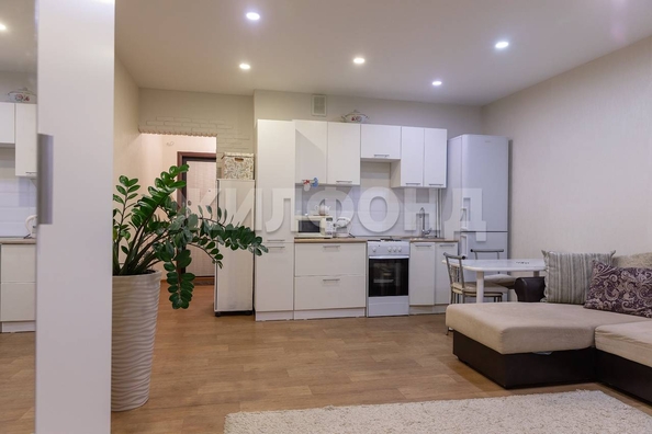 
   Продам студию, 32.5 м², Татьяны Снежиной ул, 41

. Фото 1.