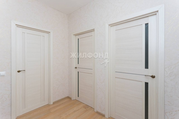 
   Продам 2-комнатную, 50 м², 2-й (4 мкр.) кв-л, 252

. Фото 8.