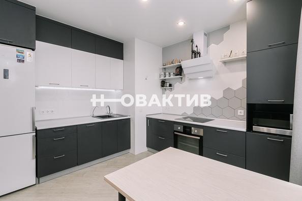 
   Продам 1-комнатную, 45 м², Узловая ул, 8/1

. Фото 2.