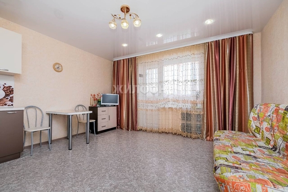 
   Продам 2-комнатную, 50.4 м², Фламинго ул, 16

. Фото 3.