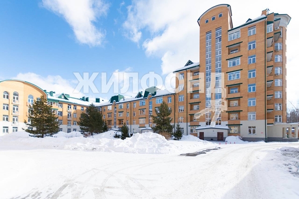 
   Продам 3-комнатную, 103.1 м², 1-е Мочищенское ш, 150

. Фото 38.