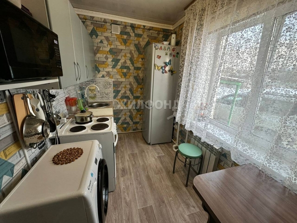 
   Продам 3-комнатную, 57.7 м², Центральная ул, 2

. Фото 3.