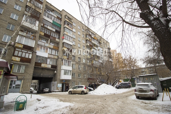 
   Продам 3-комнатную, 58.1 м², Челюскинцев ул, 44

. Фото 19.