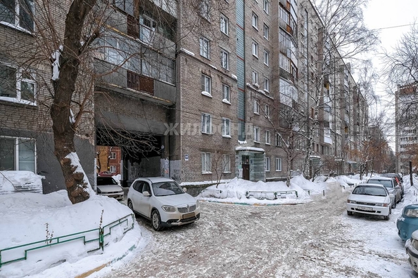 
   Продам 3-комнатную, 58.1 м², Челюскинцев ул, 44

. Фото 32.