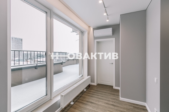 
   Продам 3-комнатную, 87 м², Владимира Заровного ул, 8

. Фото 14.