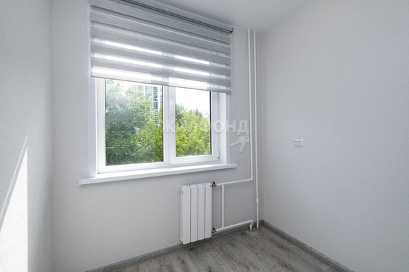 
   Продам 1-комнатную, 29 м², Кропоткина ул, 136

. Фото 10.