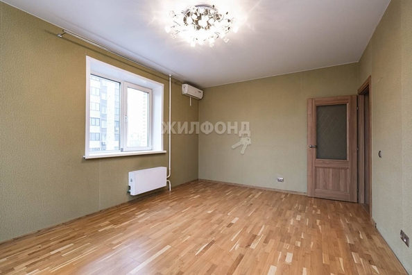 
   Продам 2-комнатную, 57.8 м², Серебряные ключи ул, 4

. Фото 2.