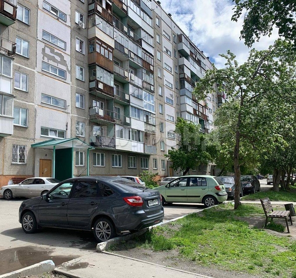 
  Продается 2-комн. квартира, 43.9 м², Троллейная ул, д. 22
. Фото 2.