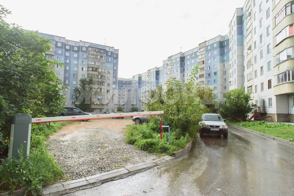 
  Продается 4-комн. квартира, 73 м², Лазурная ул, д. 14
. Фото 9.